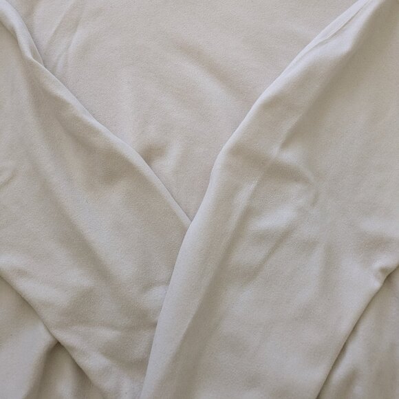 Off-white Uniqlo U Brushed Jersey Turtleneck, Size Small - Picture 5 of 5